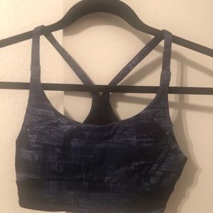 Lululemon sports bra